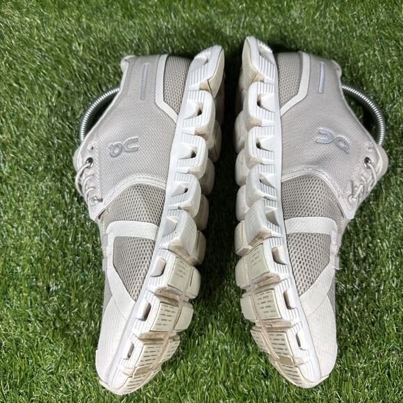 On Cloud 5 Running Shoes Sneakers Womens Size 8.5 Pearl White 59.98773 - Picture 7 of 11